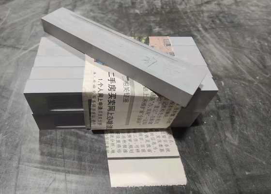 Barco cerâmico de superfície liso personalizado da evaporação para o filme metalizado