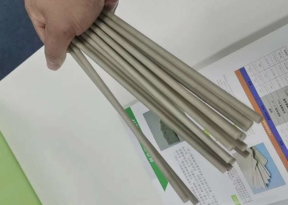 Constante dielétrica 9 Nitreto de alumínio Tubo cerâmico Resistência flexural ≥ 330 MPa