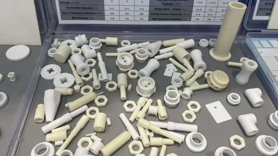 1100-1300 HV Resistência flexural Zirconia Cerâmica Anel Tubos Rod