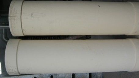 Tubo cerâmico de pressão isostática de grande tamanho 99,7% Alta pureza Al2O3 Tubo cerâmico resistente à abrasão e à corrosão